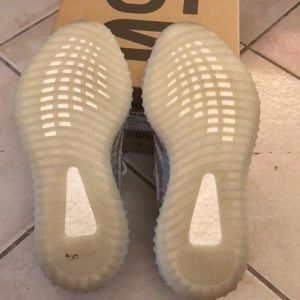 Yeezy Boost 350 V2 ‘Blue Tint’